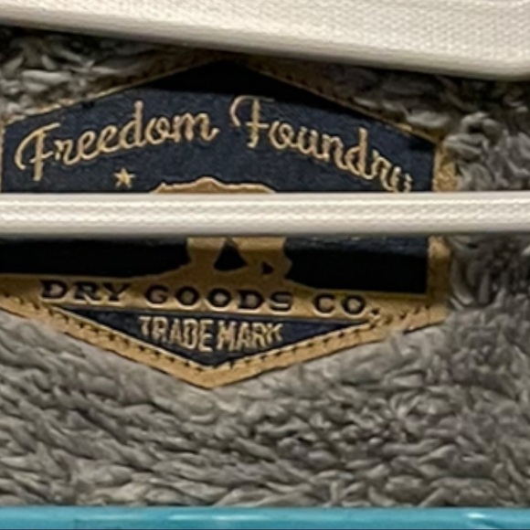 Freedom Foundry Fleece Jacket  Size L - Picture 2 of 4